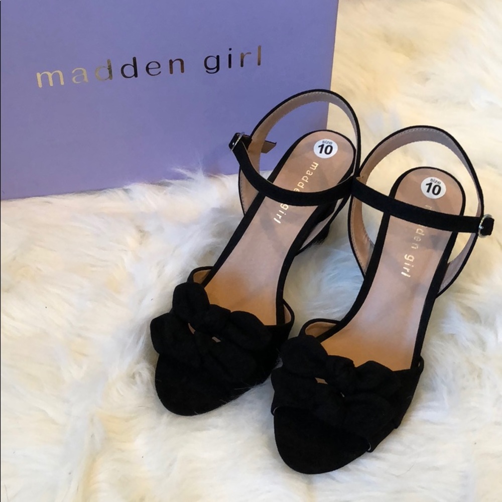NEW Madden Girl ‘Bows Bows’ Sandal. Black. Size 10 - Picture 2 of 7